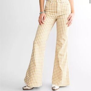 Women’s 35” x 30” WRANGLER Wanderer 622 High Rise Flare Yellow Gingham Jeans NWT
